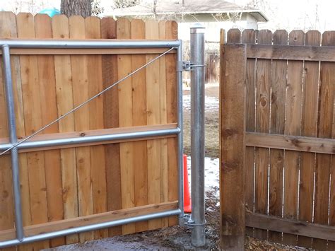 how to fabricate a pivot aluminum gate|diy metal gate frames.